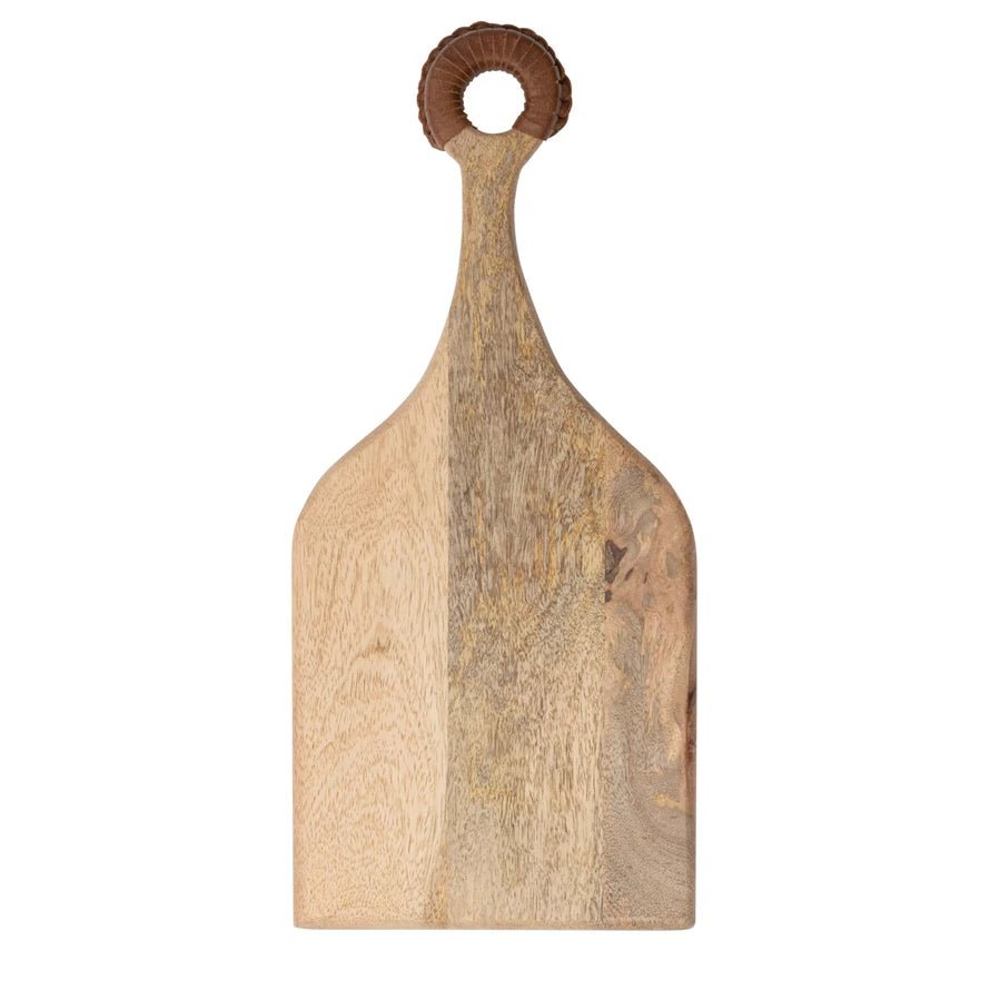 http://searedliving.com/cdn/shop/products/square-mango-wood-cheesecutting-board-w-leather-handle-693500.webp?v=1694566656